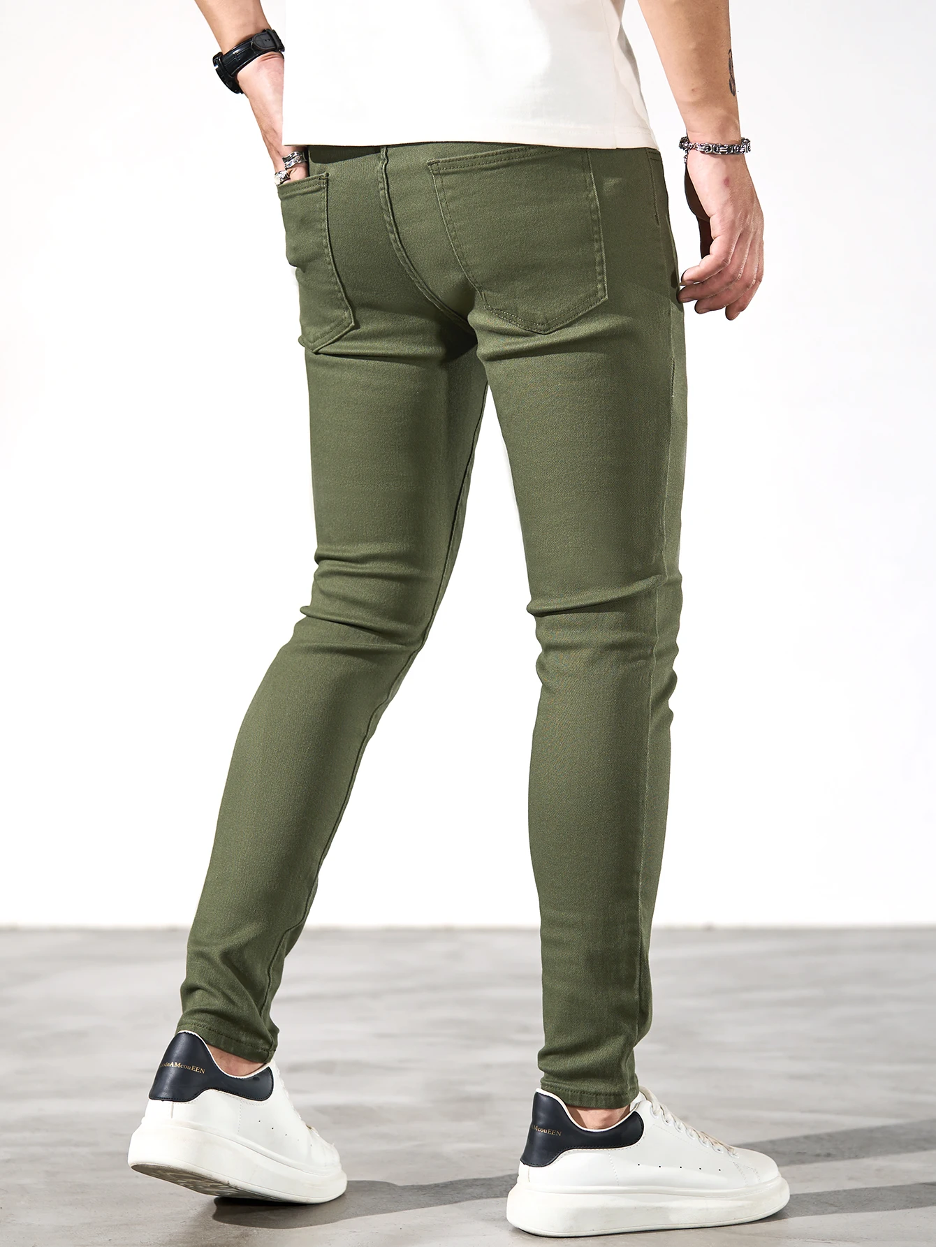 Fashionable men's skinny jeans. Army green straight skinny trousers. Casual street men's jeans. - Image 2